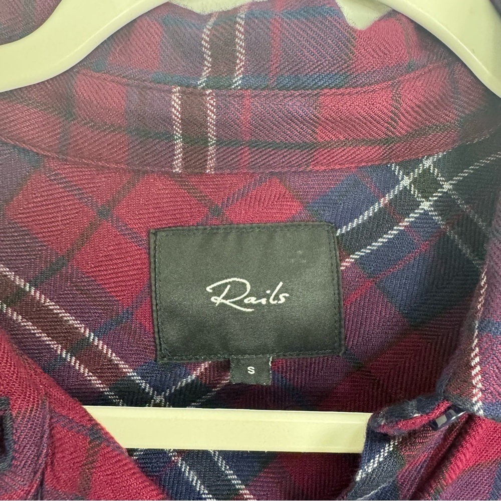Rails Hunter Plaid Button Front Shirt Blue Burgundy Soft Rayon Size S - Picture 4 of 8